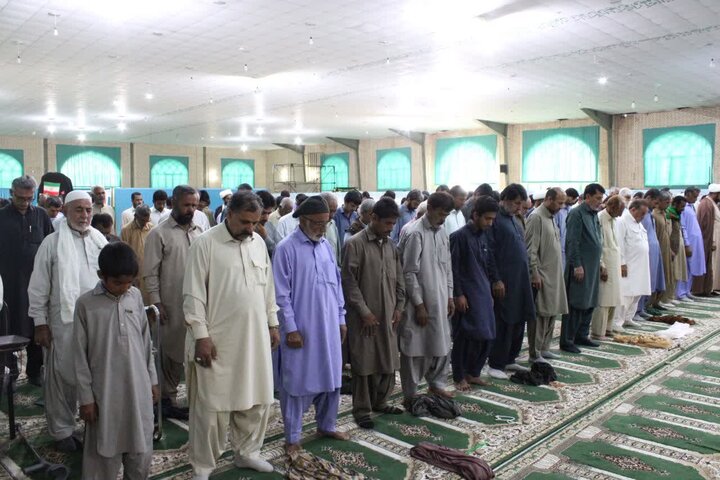 تصاویر/ آیین عبادی سیاسی نماز جمعه شهرستان دلگان