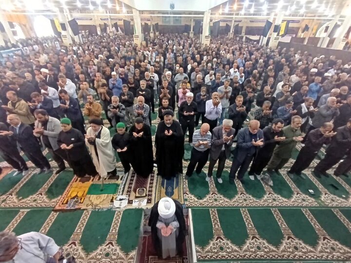 تصاویر/ آیین عبادی سیاسی نمازجمعه امروز شهر بوشهر