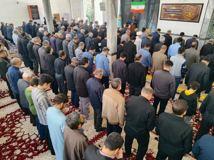 تصاویر/ نماز عبادی سیاسی جمعه قمصر
