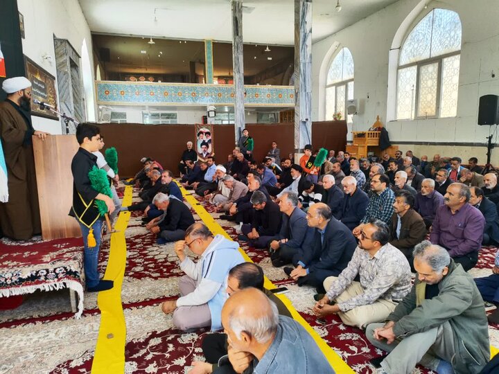 تصاویر/ نماز عبادی سیاسی جمعه قمصر