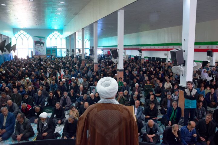 تصاویر/ نماز عبادی سیاسی جمعه آران وبیدگل