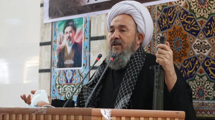 تصاویر/ اقامه نماز جمعه شاهین دژ