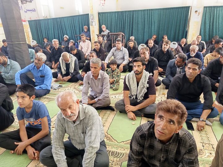 تصاویر/ اقامه نماز جمعه در بخش اسماعیلی