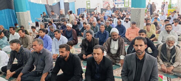 تصاویر/ اقامه نماز جمعه در شهر ریگان