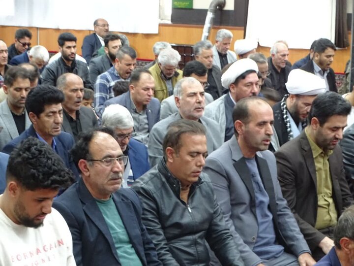 تصاویر/ اقامه نماز جمعه امروز شهرستان چهاربرج