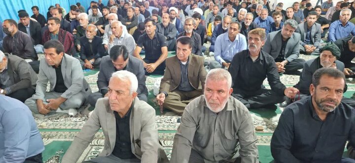 تصاویر/ اقامه نماز جمعه در شهر عنبرآباد