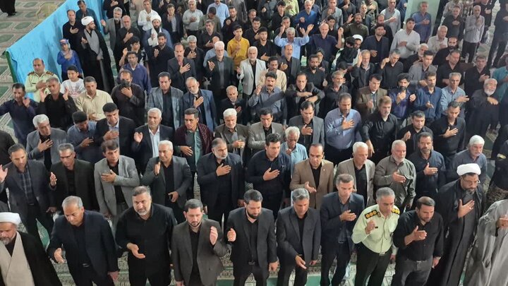 تصاویر/ اقامه نماز جمعه در شهر عنبرآباد