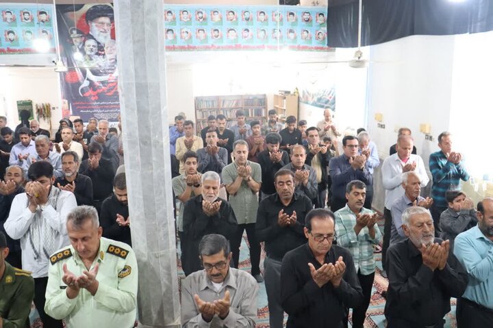 تصاویر/ اقامه نماز جمعه در شهر نودژ