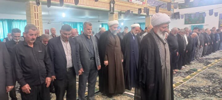 تصاویر/ اقامه نماز عبادی سیاسی دابودشت به امامت حجت الاسلام و المسلمین حاجی زاده