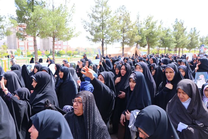 تصاویر| راهپیمایی و نماز جمعه عبادی، سیاسی قاین