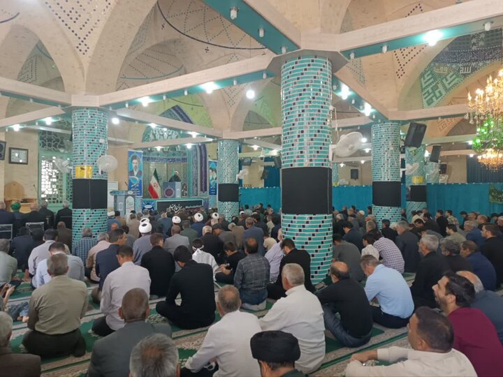 تصاویر/ اقامه نماز جمعه در شهر انار