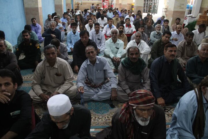 تصاویر/ اقامه نماز جمعه در شهر جازموریان