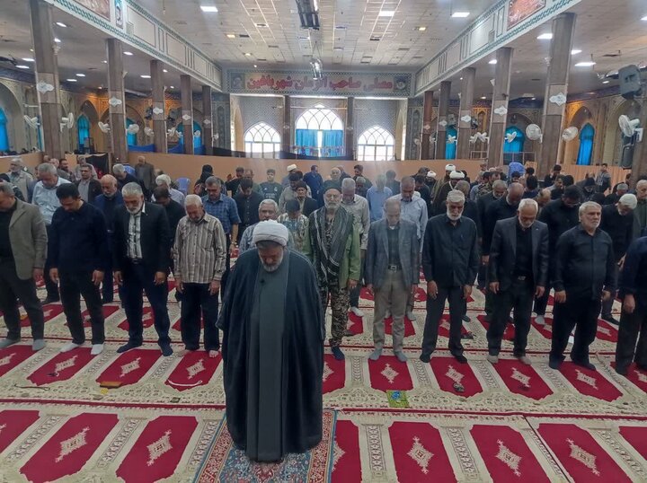 تصاویر/ اقامه نماز جمعه در شهر باغین