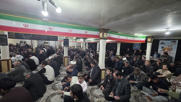 تصاویر/ اقامه نماز جمعه ماکو