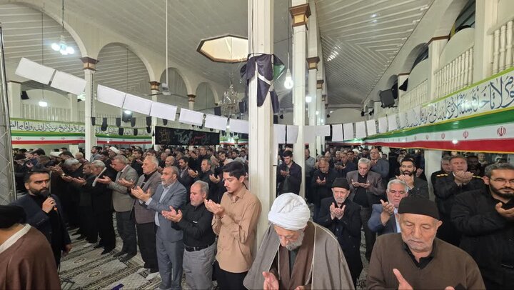تصاویر/ اقامه نماز جمعه ماکو