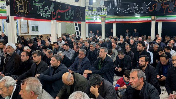 تصاویر/ اقامه نماز جمعه ماکو