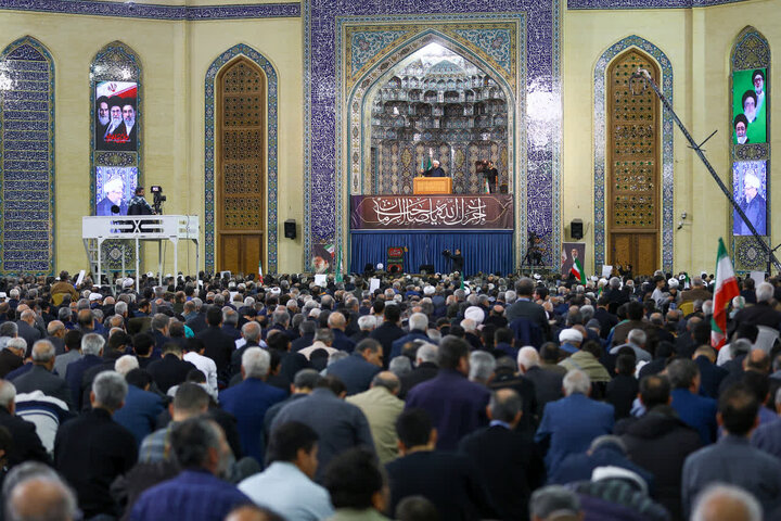 تصاویر / اقامه نماز عبادی سیاسی شهرستان تبریز