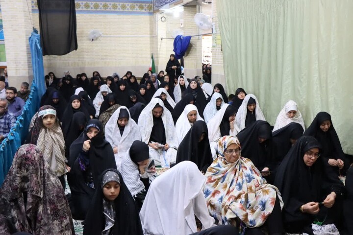 نماز جمعه عالی‌شهر به روایت تصویر