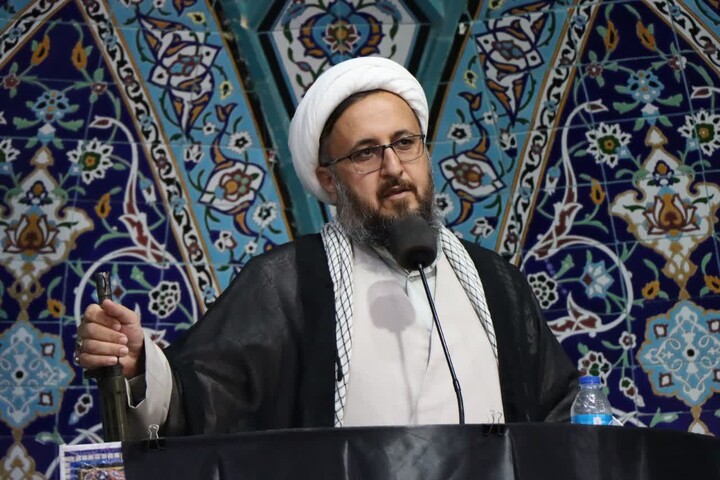 نماز جمعه عالی‌شهر به روایت تصویر