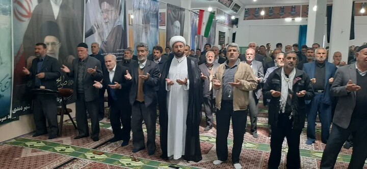 تصاویر / اقامه نماز عبادی سیاسی شهرستان دندی
