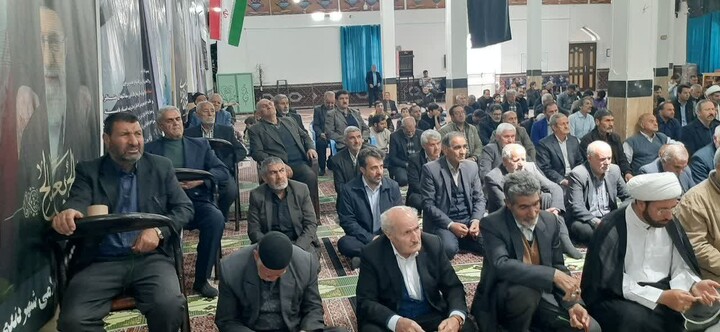 تصاویر / اقامه نماز عبادی سیاسی شهرستان دندی