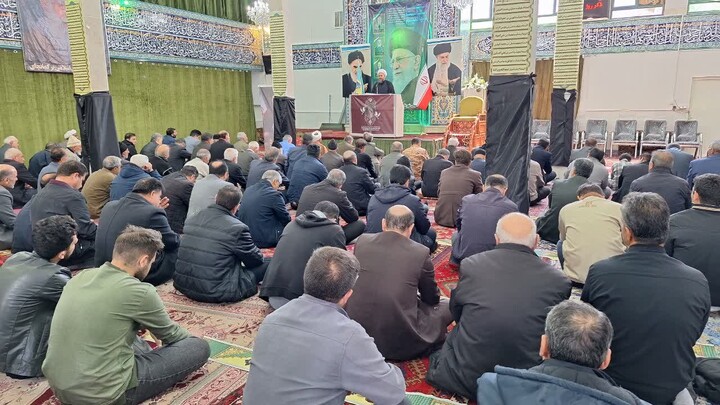 تصاویر / اقامه نماز عبادی سیاسی شهرستان ترکمنچای