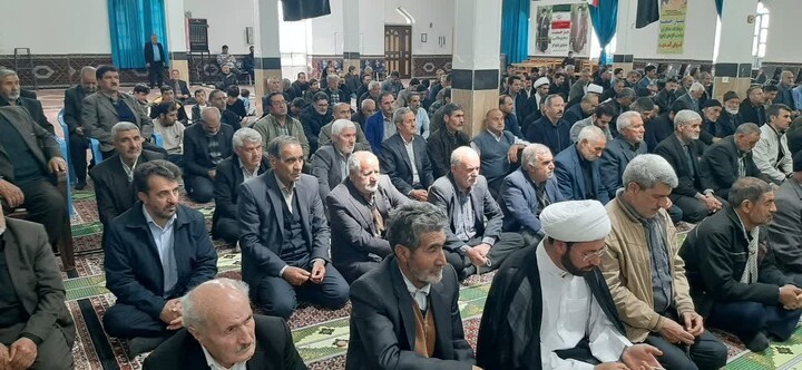تصاویر / اقامه نماز عبادی سیاسی شهرستان دندی