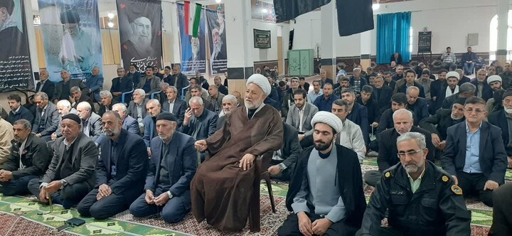 تصاویر / اقامه نماز عبادی سیاسی شهرستان دندی