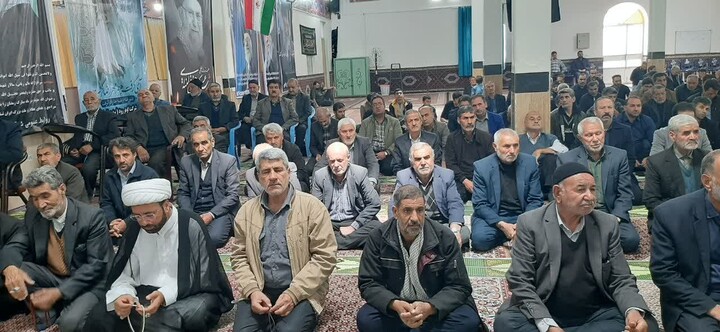 تصاویر / اقامه نماز عبادی سیاسی شهرستان دندی