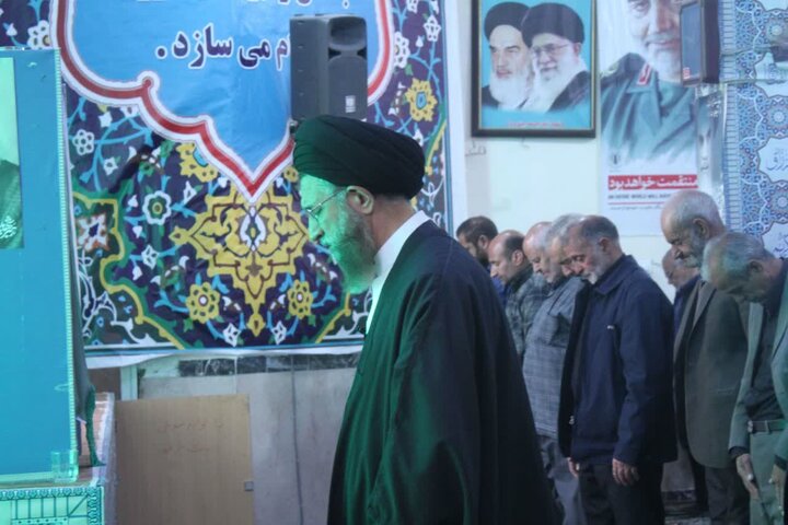 تصاویر/ اقامه نماز جمعه در شهر چترود