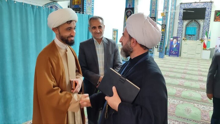 تصاویر / اقامه نماز عبادی سیاسی شهرستان طارم