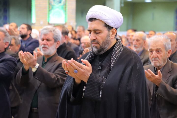 تصاویر/ اقامه نماز عبادی سیاسی جمعه در اسلامشهر