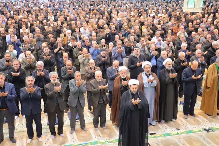 تصاویر/ اقامه نماز عبادی سیاسی جمعه در اسلامشهر