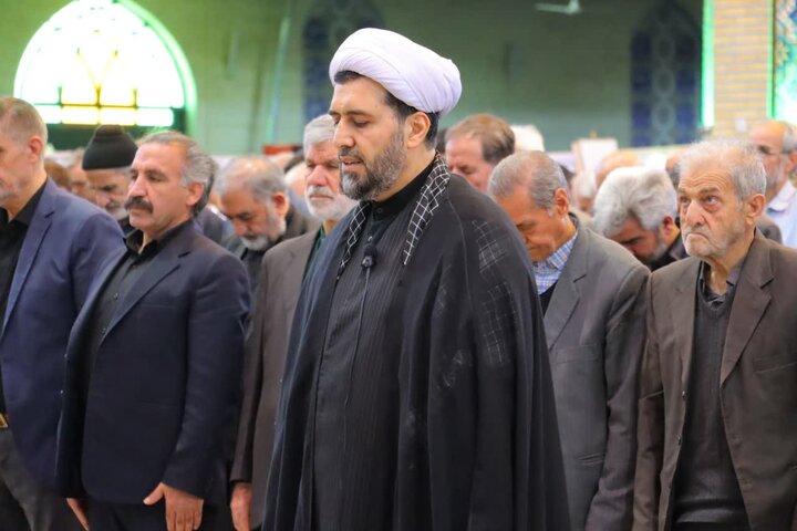 تصاویر/ اقامه نماز عبادی سیاسی جمعه در اسلامشهر