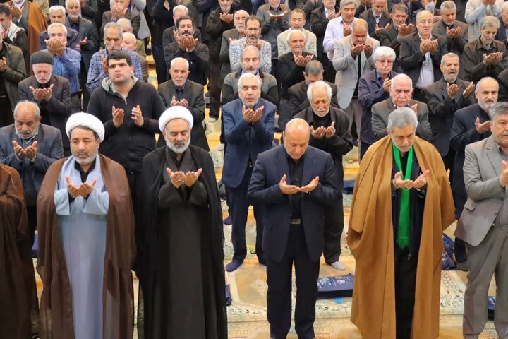 تصاویر/ اقامه نماز عبادی سیاسی جمعه در اسلامشهر