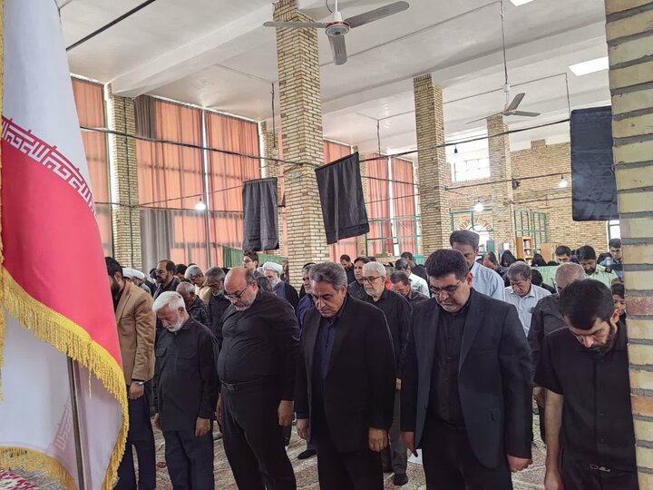 تصاویر/ اقامه نماز جمعه در شهر شهداد