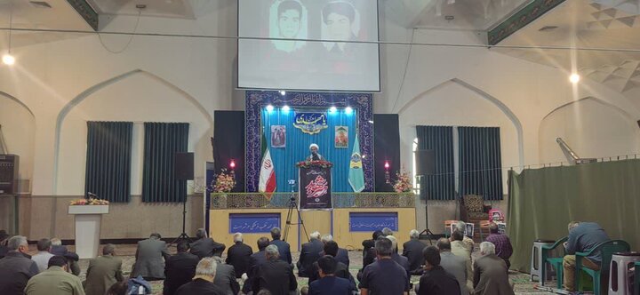 تصاویر/ اقامه نماز جمعه در شهر خانوک