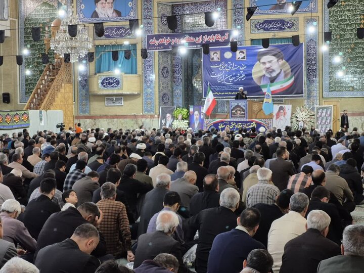 تصاویر/ اقامه نماز جمعه در پاکدشت