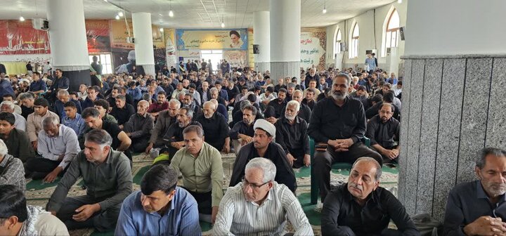 تصاویر/ اقامه نماز جمعه در شهر جیرفت