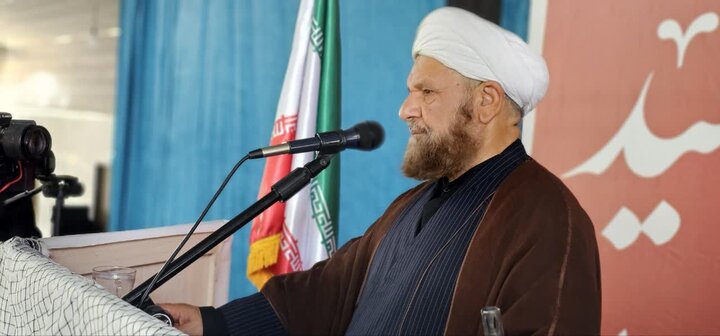 تصاویر/ اقامه نماز جمعه در شهر جیرفت
