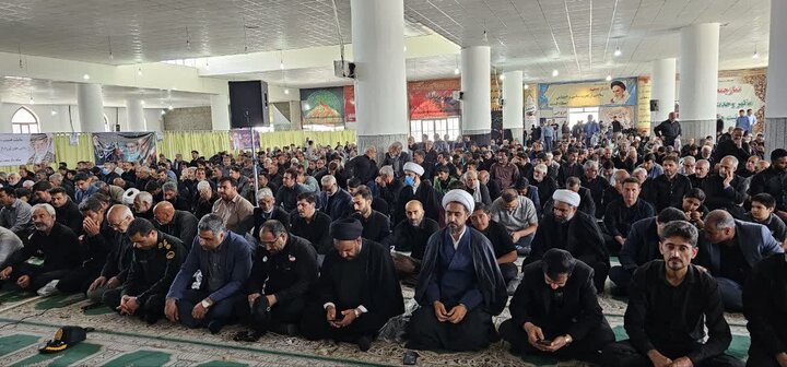 تصاویر/ اقامه نماز جمعه در شهر جیرفت