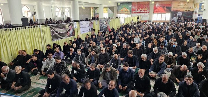 تصاویر/ اقامه نماز جمعه در شهر جیرفت
