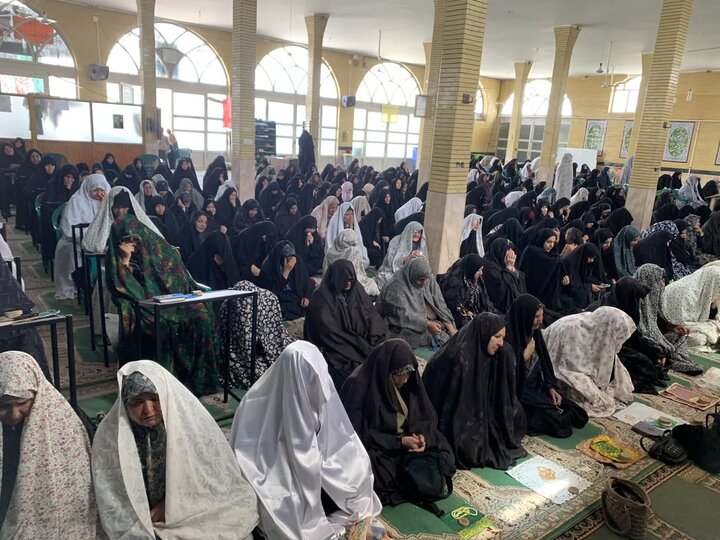 تصاویر/ اقامه نماز جمعه در شهر اختیارآباد
