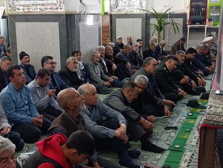تصاویر/ اقامه نماز جمعه در شهر بردسیر