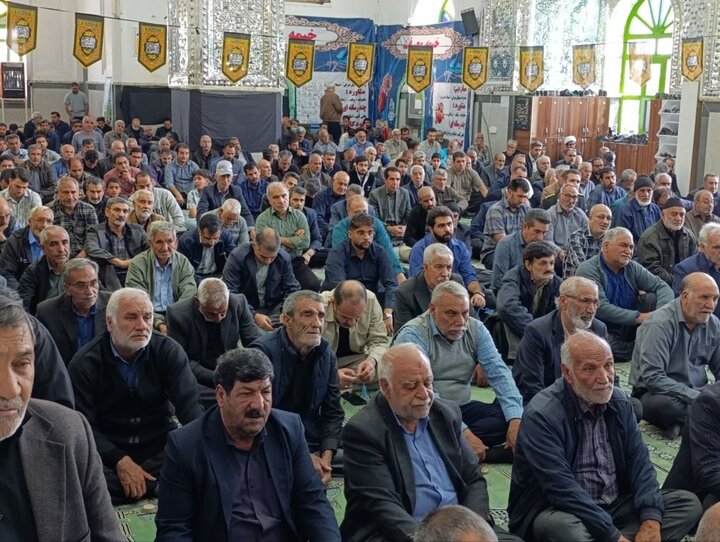 تصاویر/ اقامه نماز جمعه در شهر بردسیر