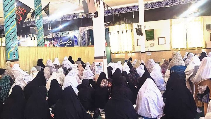 تصاویر/ اقامه نماز جمعه در شهر بهرمان