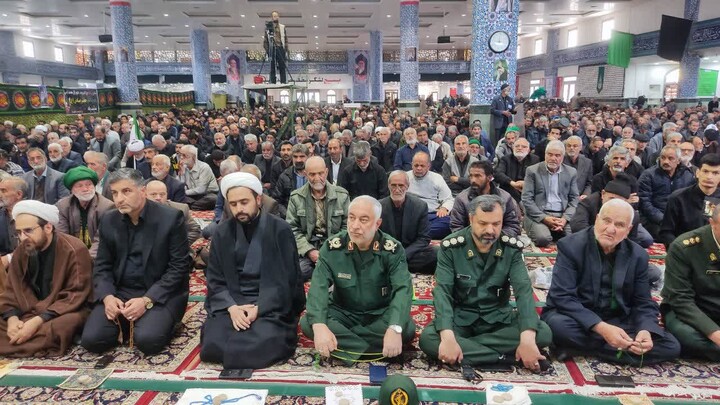 تصاویر| نماز جمعه عبادی سیاسی بیرجند
