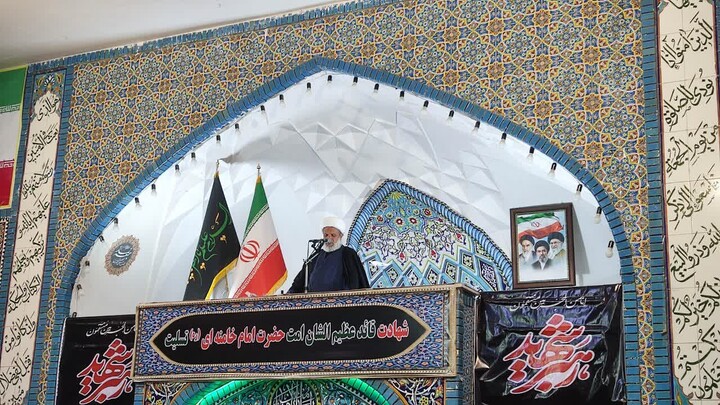 تصاویر| نماز جمعه عبادی سیاسی بیرجند