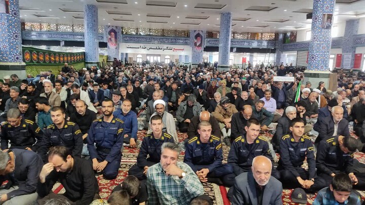تصاویر| نماز جمعه عبادی سیاسی بیرجند