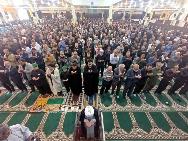 نماز جمعه بوشهر به روایت تصویر